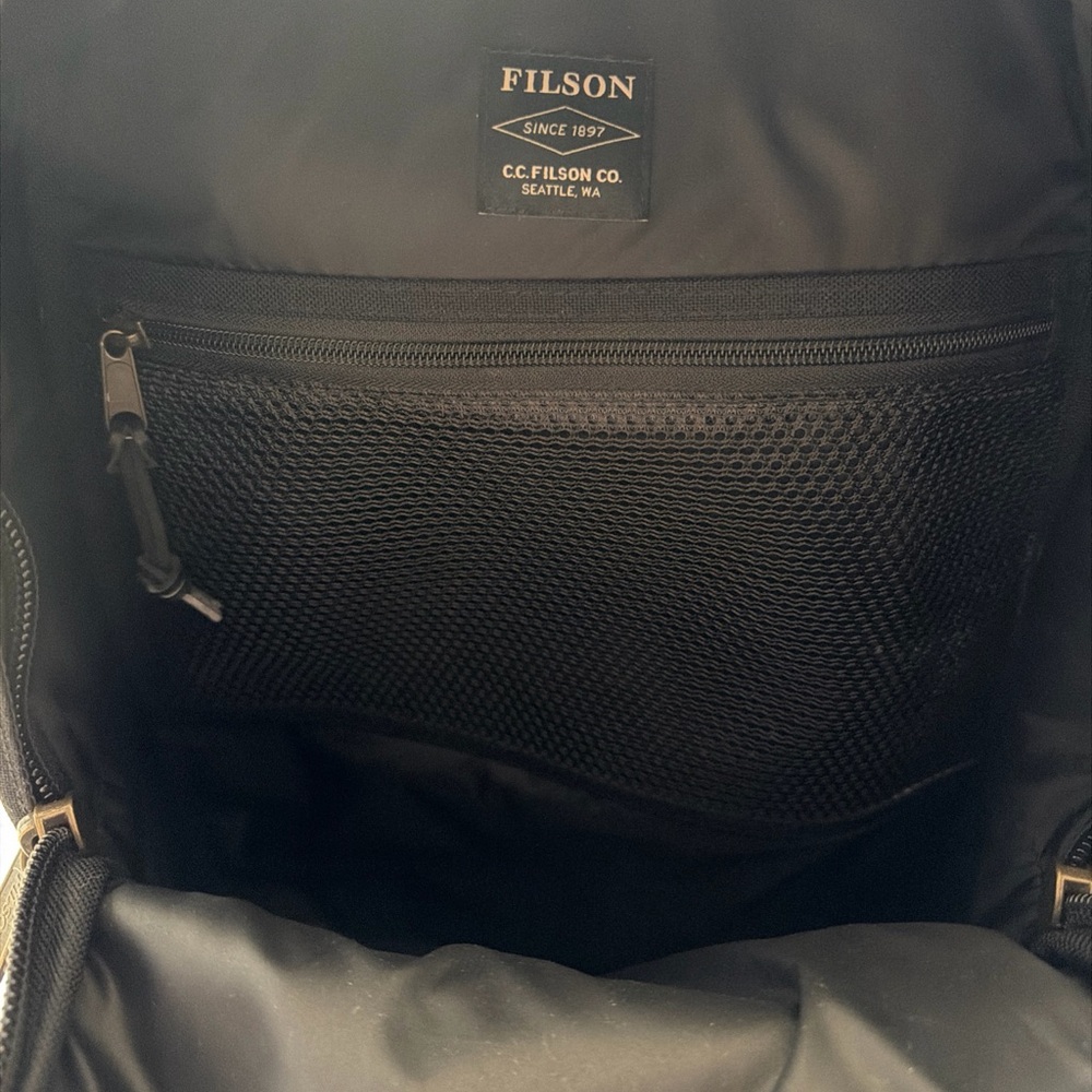 Filson Dryden Backpack Black Dark Navy Laptop Bag 1000D Nylon Leather Handle - Picture 10 of 16